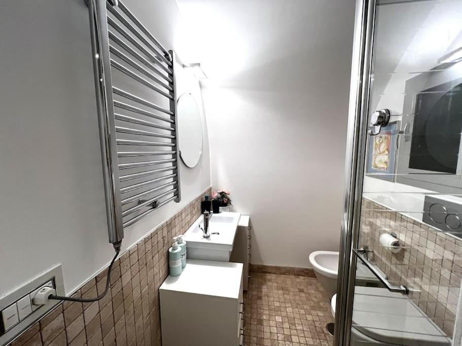 Tiny House In Centro Apartment Bari Exterior foto